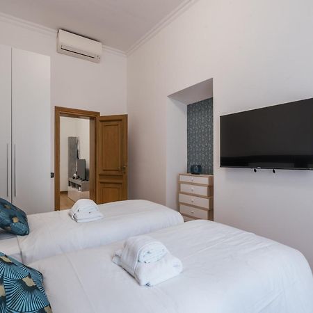 The Best Rent - Four-Room Apartment A Few Steps From The Trevi Fountain Luaran gambar