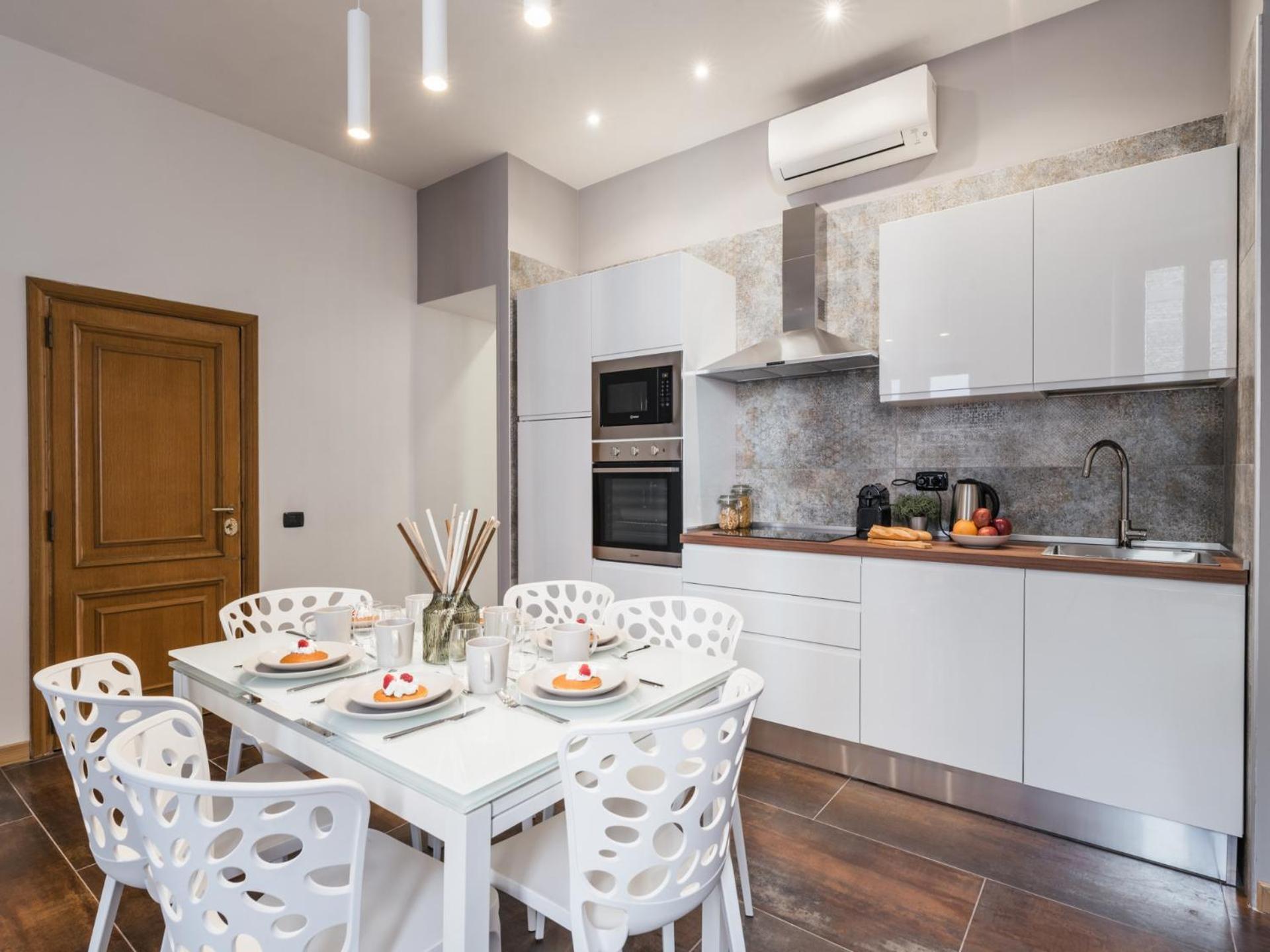 The Best Rent - Four-Room Apartment A Few Steps From The Trevi Fountain Luaran gambar